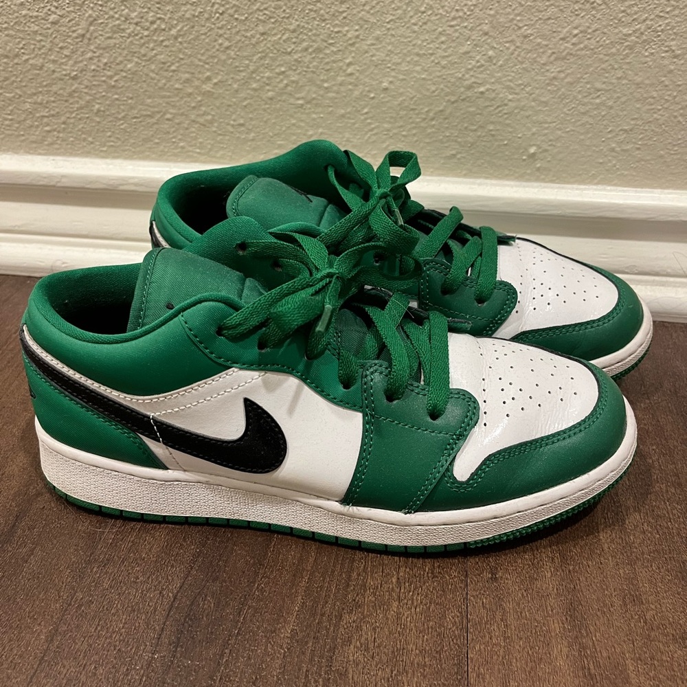 Jordan 1 Low Pine Green